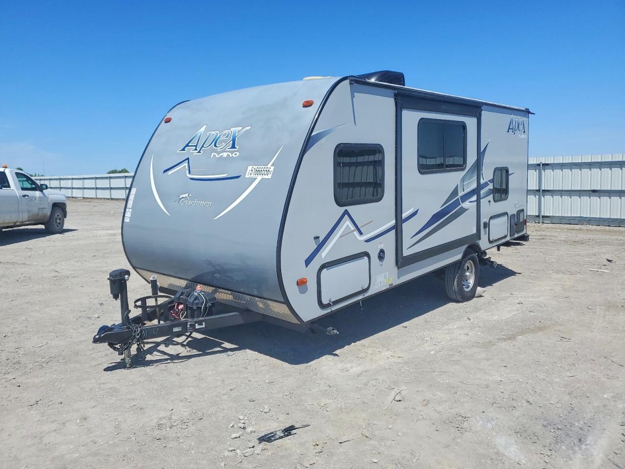 2018 FOREST Coachmen a VIN 5ZT2CXHC5JL003174 photo 2