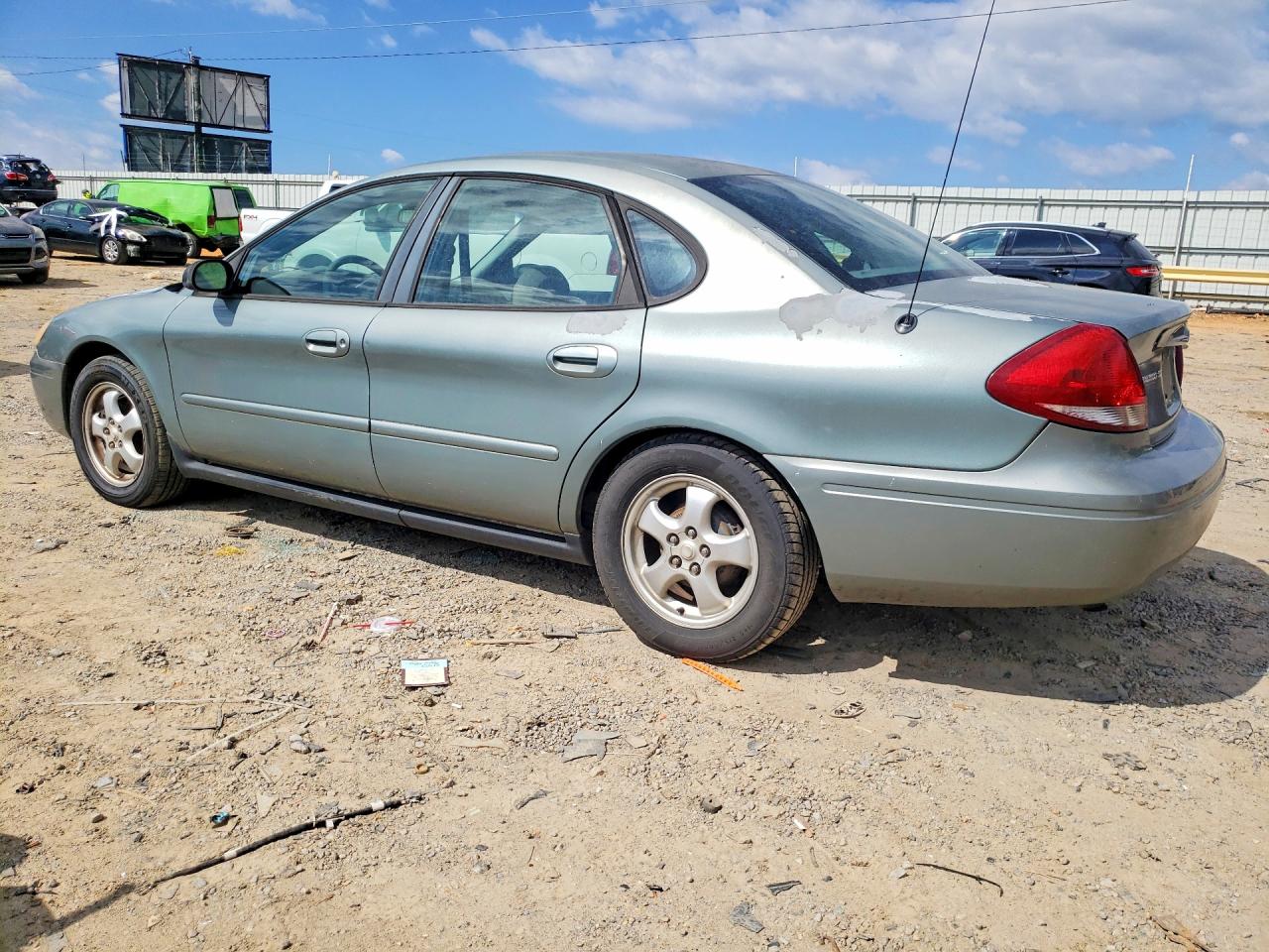 2006 Ford Taurus VIN 1FAFP53U06A252387 photo 2