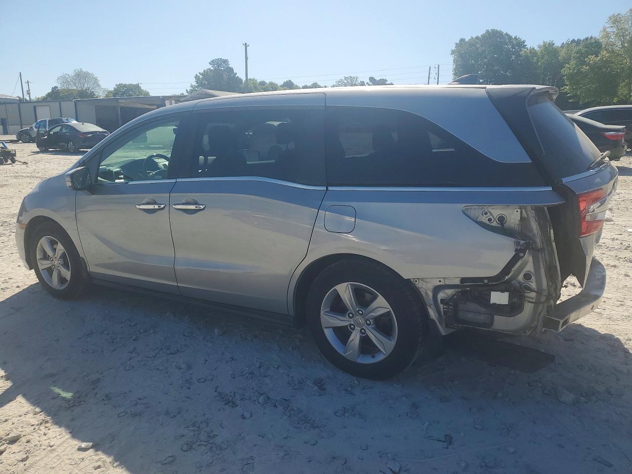 2019 Honda All models VIN 5FNRL6H73KB026745 photo 2