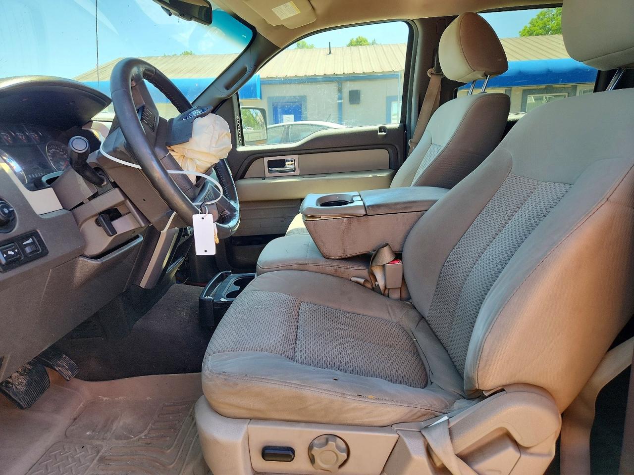 2010 Ford F150 VIN 1FTEW1C83AKA22785 photo 7