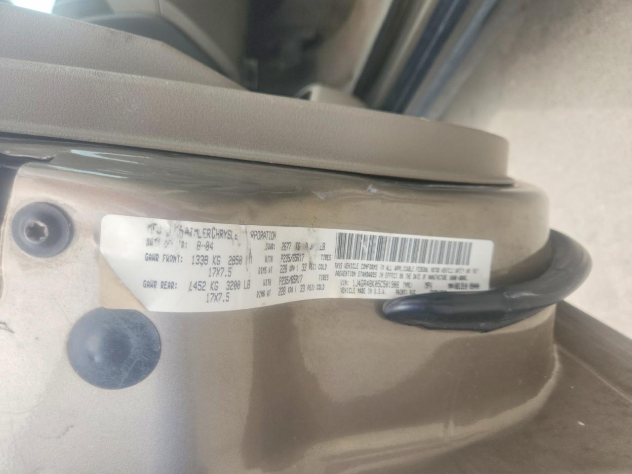 2005 Jeep Grand cher VIN 1J4GR48K05C501908 photo 12