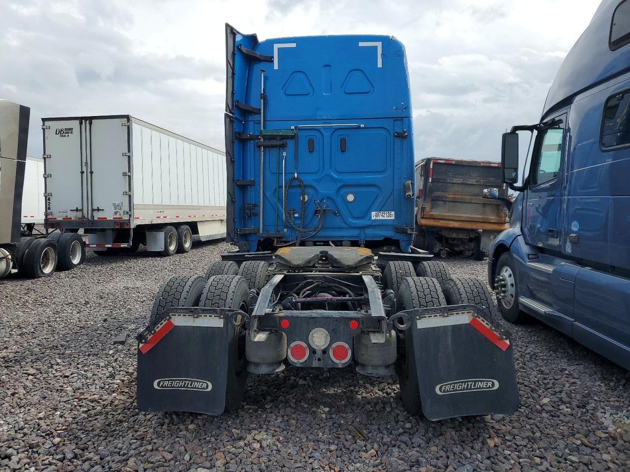 2023 FREIGHTLINER All other VIN 1FUJHHDR0PLUE6750 photo 6