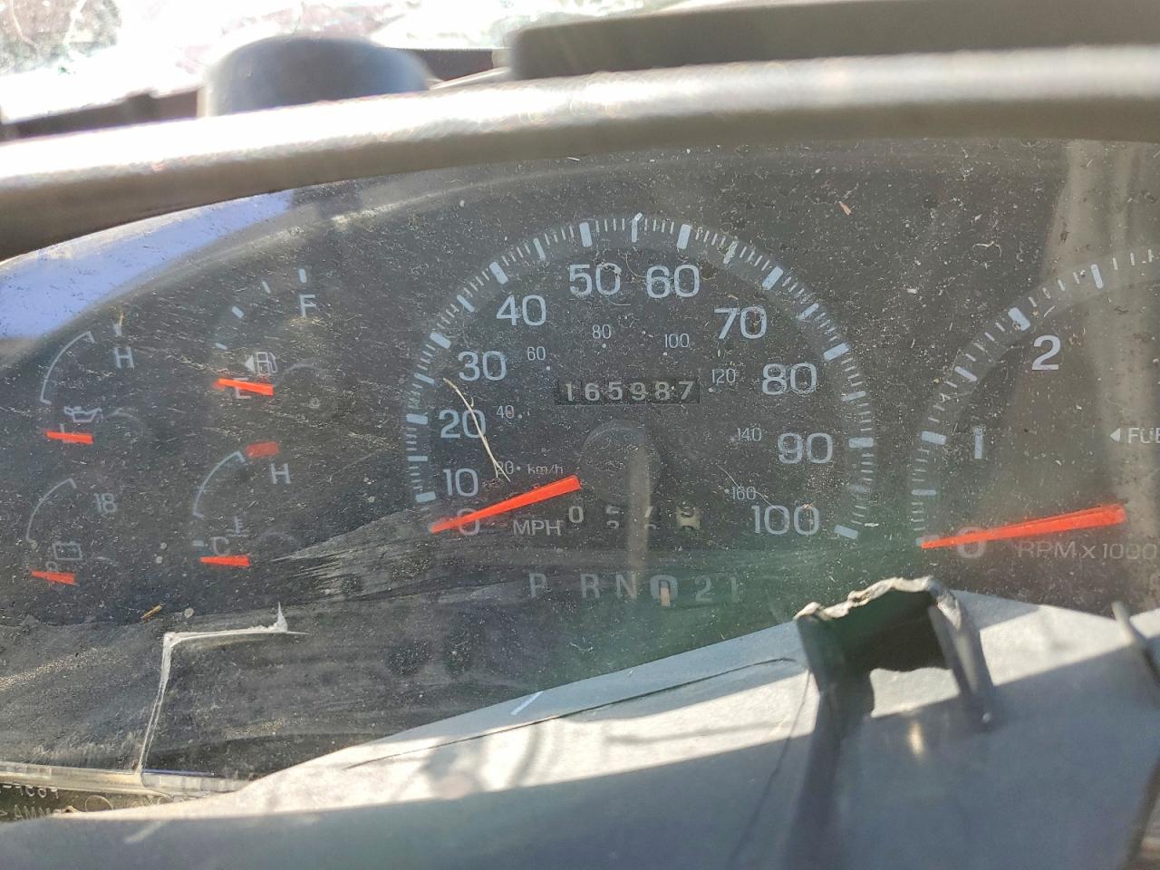 1998 Ford F150 VIN 1FTZX18W5WNA99766 photo 9