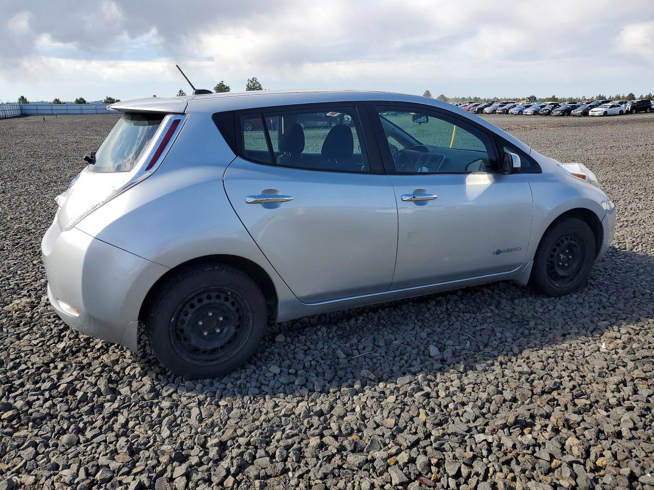 2017 Nissan Leaf VIN 1N4BZ0CP5HC307929 photo 3