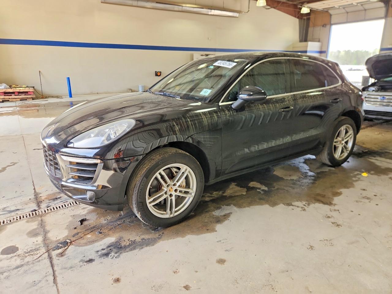 2015 Porsche Macan VIN WP1AB2A59FLB73042 photo 1