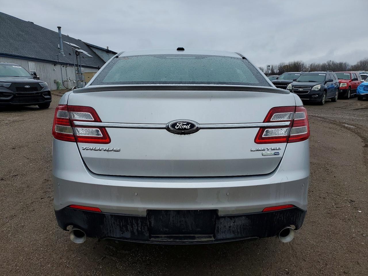2017 Ford Taurus VIN 1FAHP2J83HG115876 photo 6