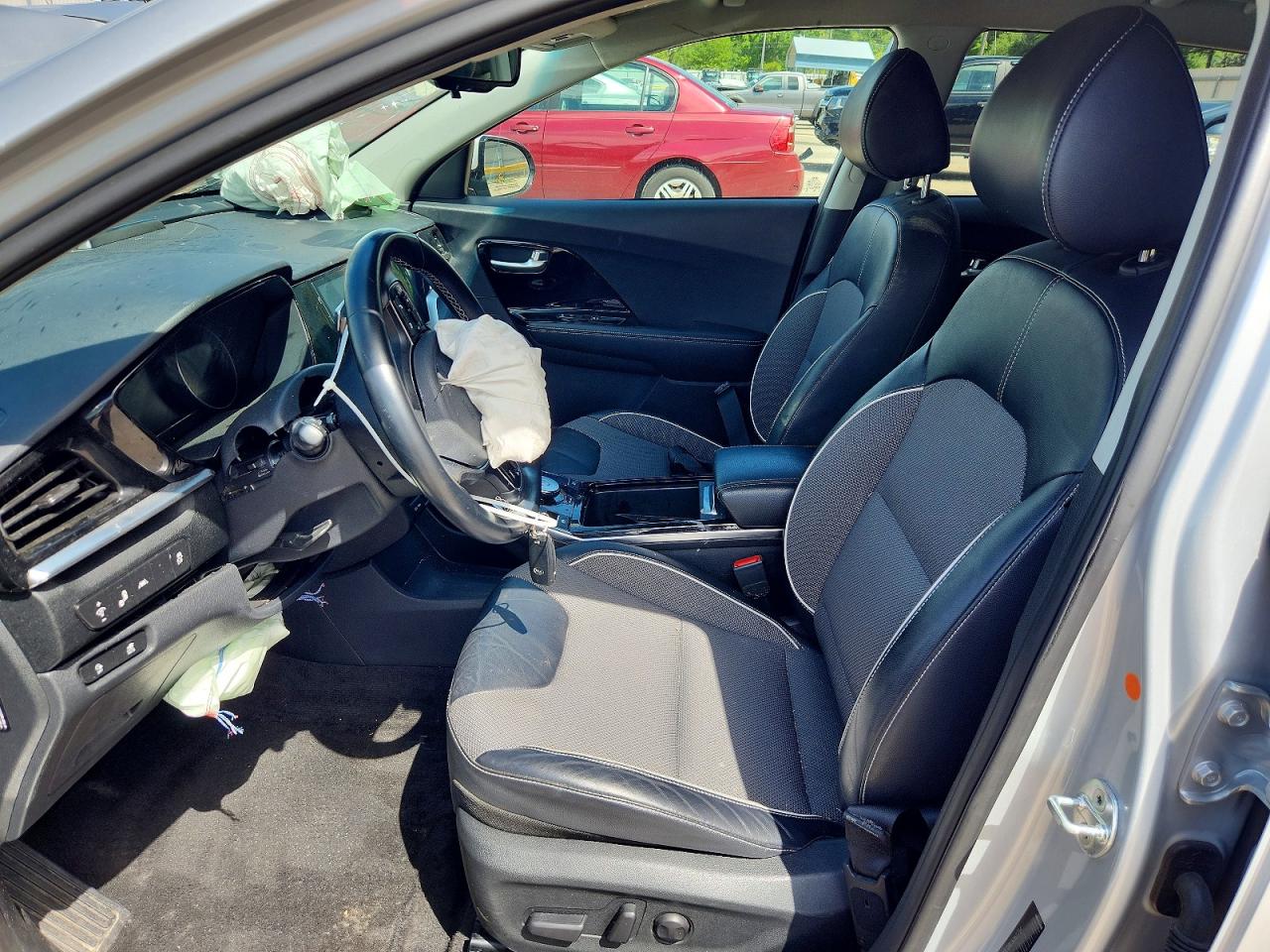 2020 Kia Niro ev VIN KNDCC3LG9L5062714 photo 7