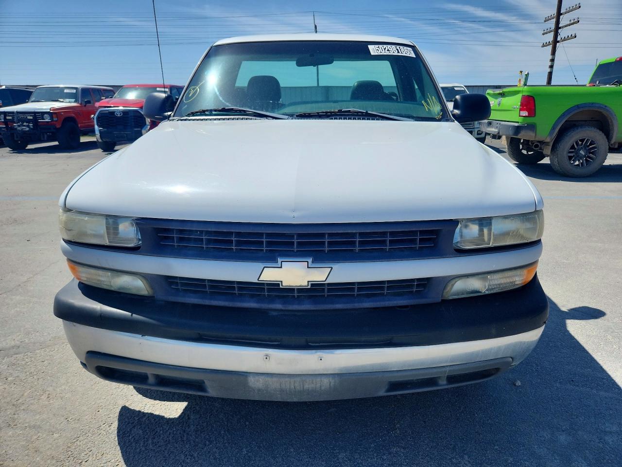 2001 CHEV Silverado VIN 1GCEC14WX1Z260369 photo 5