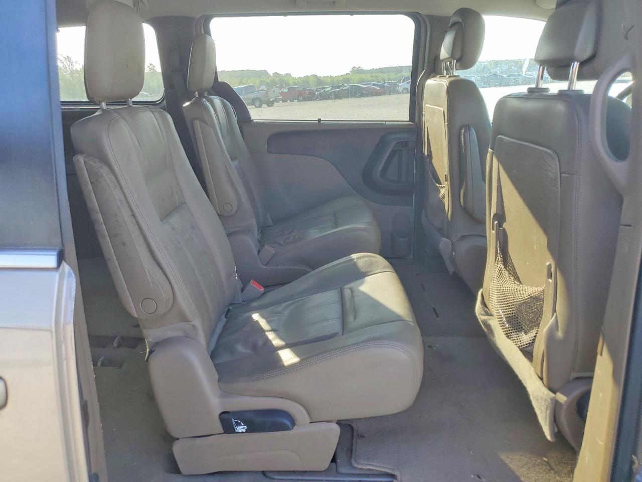 2016 Chrysler Minivan VIN 2C4RC1BG2GR287243 photo 11