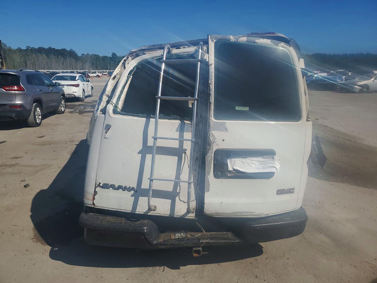 2005 Chevrolet Express VIN 1GCFG15X951140549 photo 6
