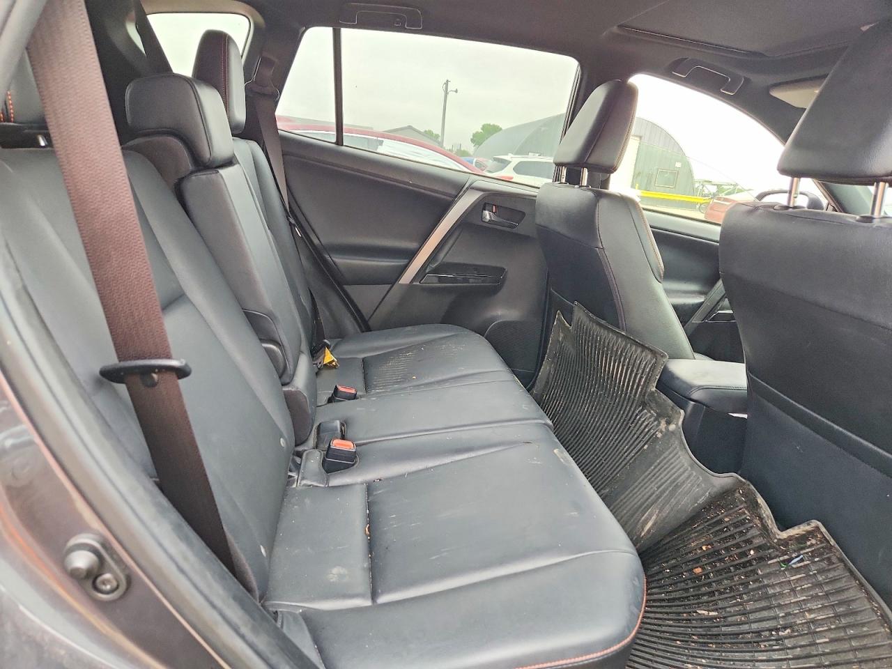 2017 Toyota Rav4 VIN JTMJFREV0HJ704460 photo 10
