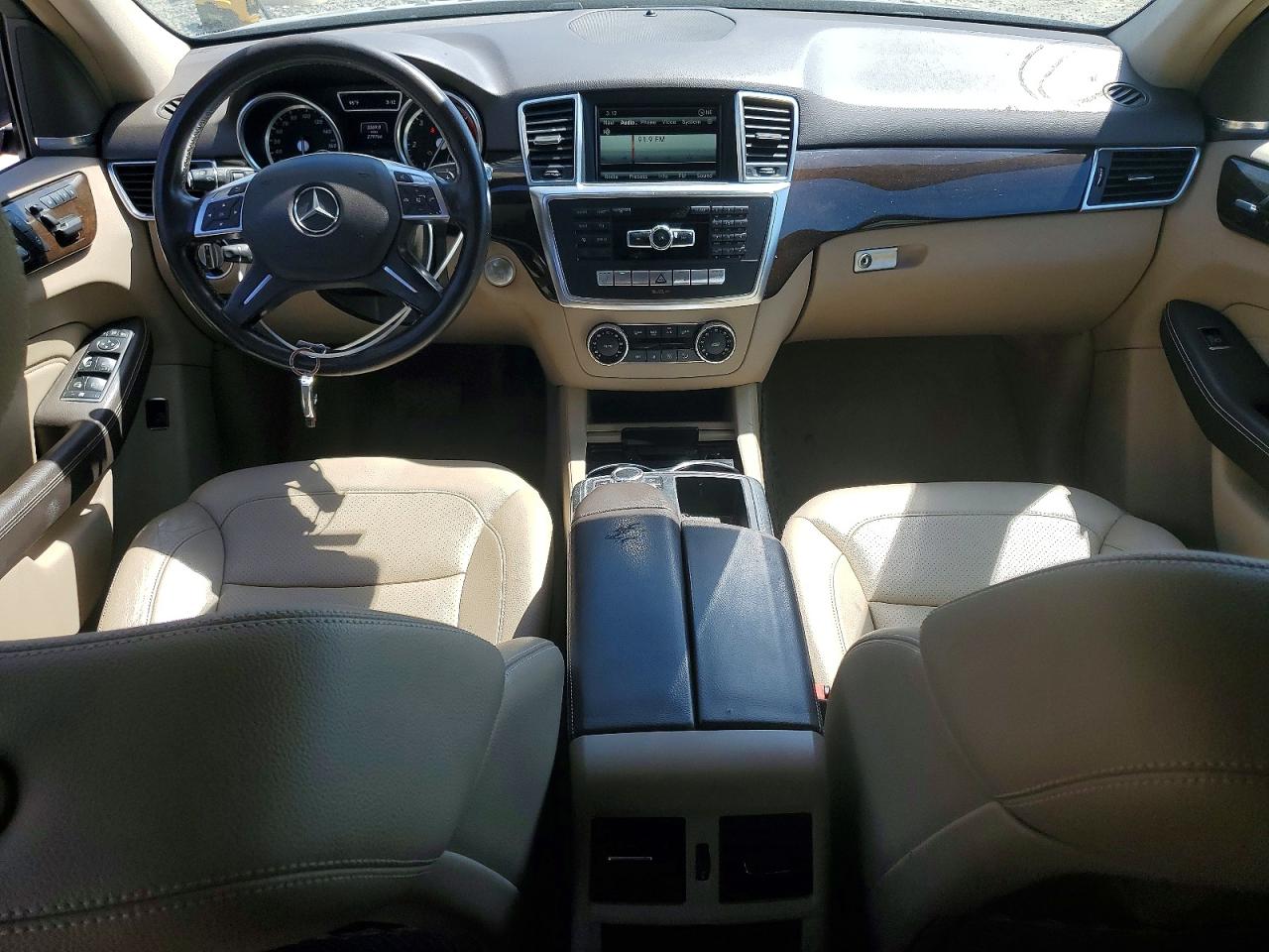 2015 Mercedes-Benz M-class VIN 4JGDA0EB3FA551739 photo 8