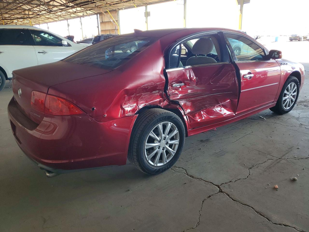 2011 Buick Lucerne VIN 1G4HA5EM0BU144499 photo 3