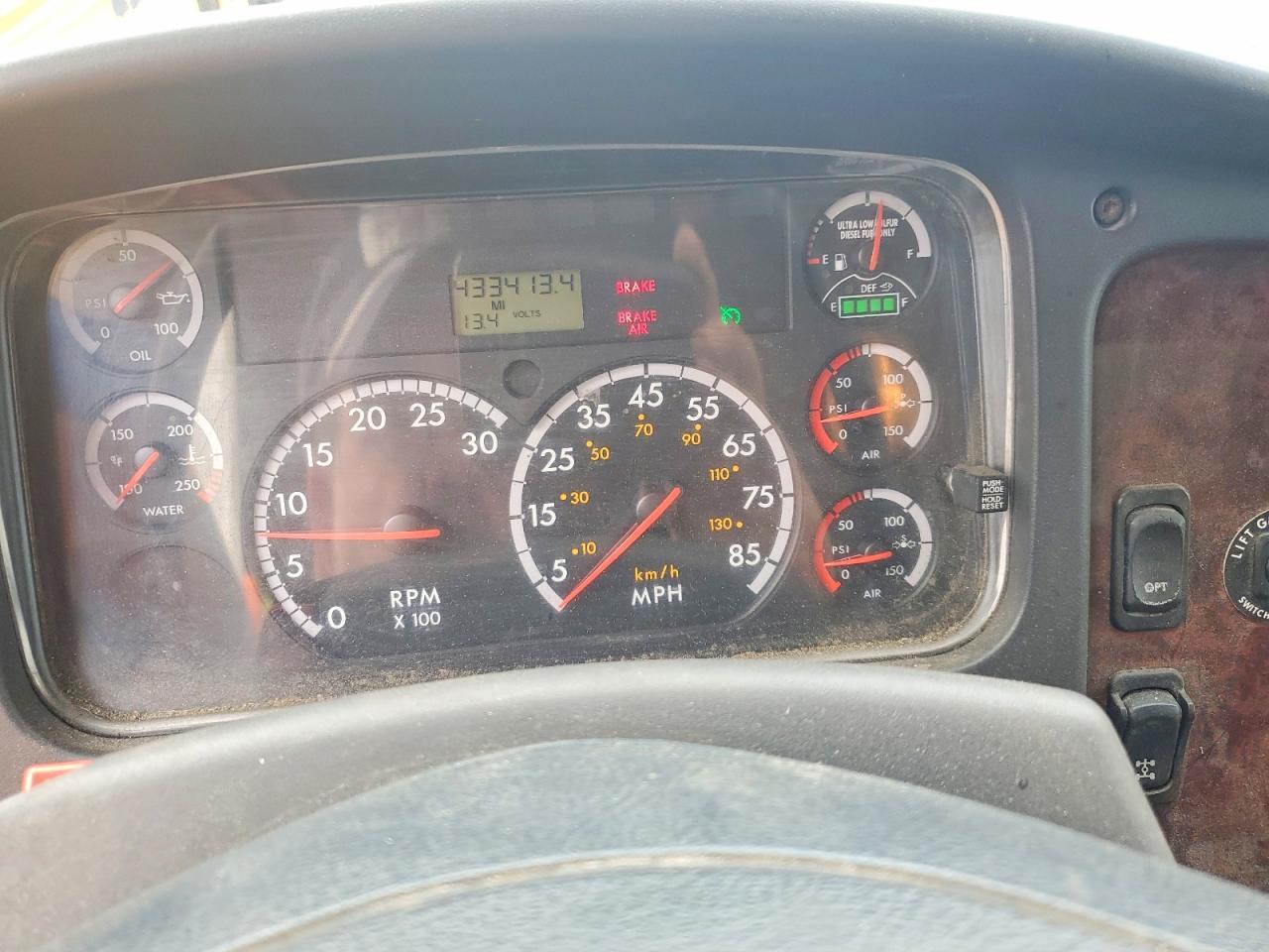 2014 FREIGHTLINER All other VIN 1FVHCYCY4EHFL3852 photo 9