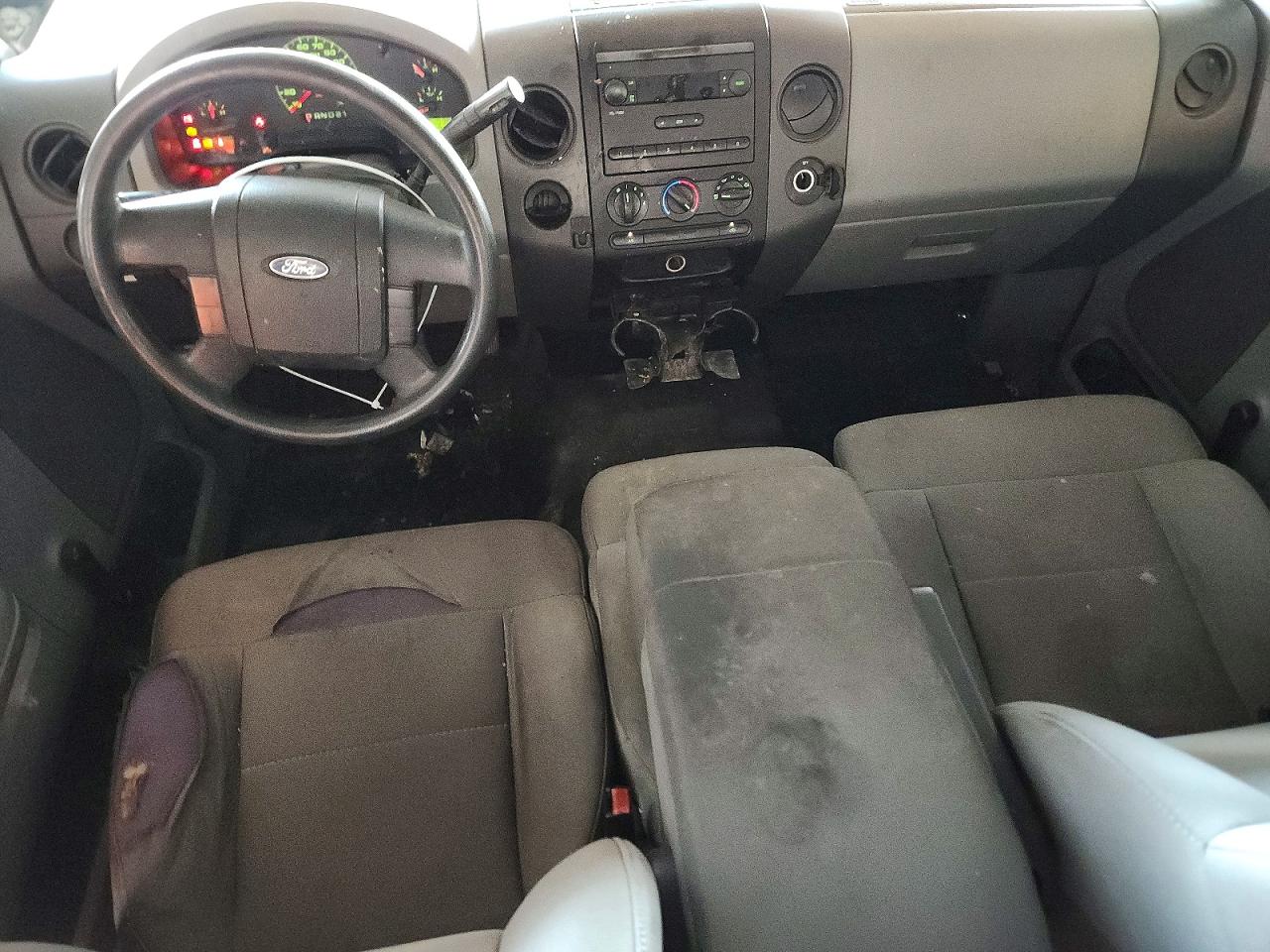 2007 Ford F150 VIN 1FTRX12W37FA38811 photo 8