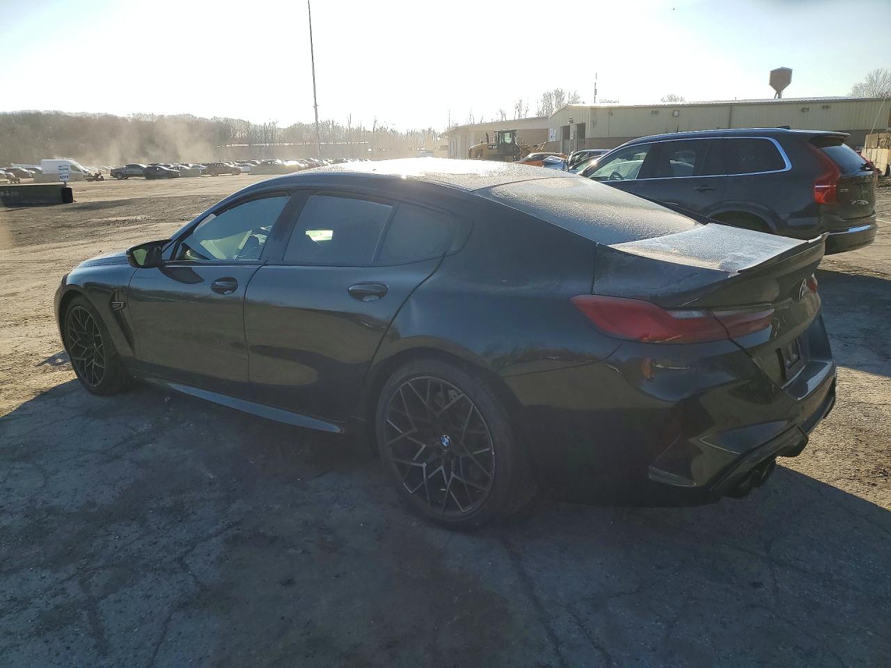 2022 BMW M8 VIN WBSGV0C0XNCH16627 photo 2