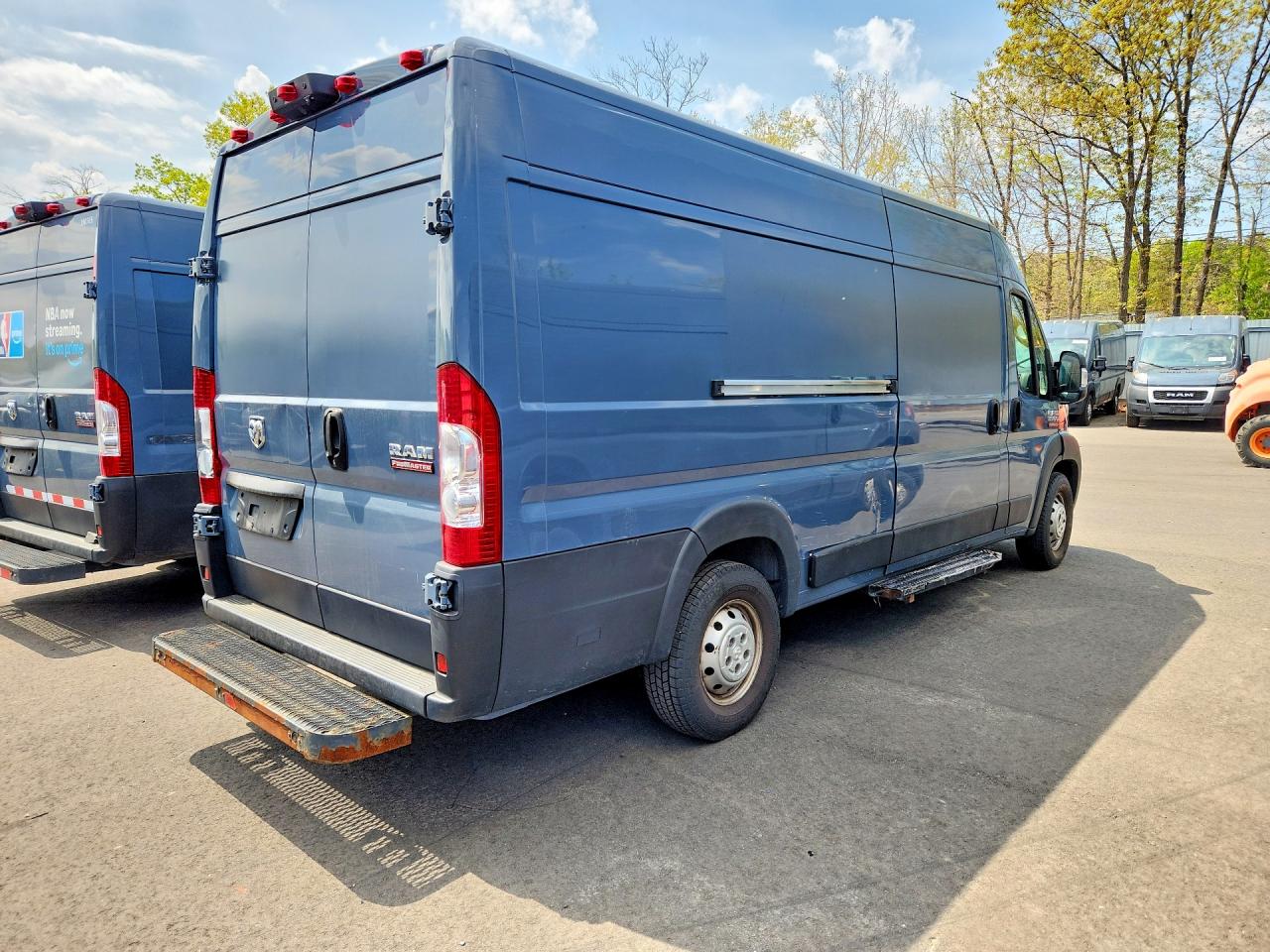 2020 Ram Promaster VIN 3C6URVJG5LE128706 photo 3