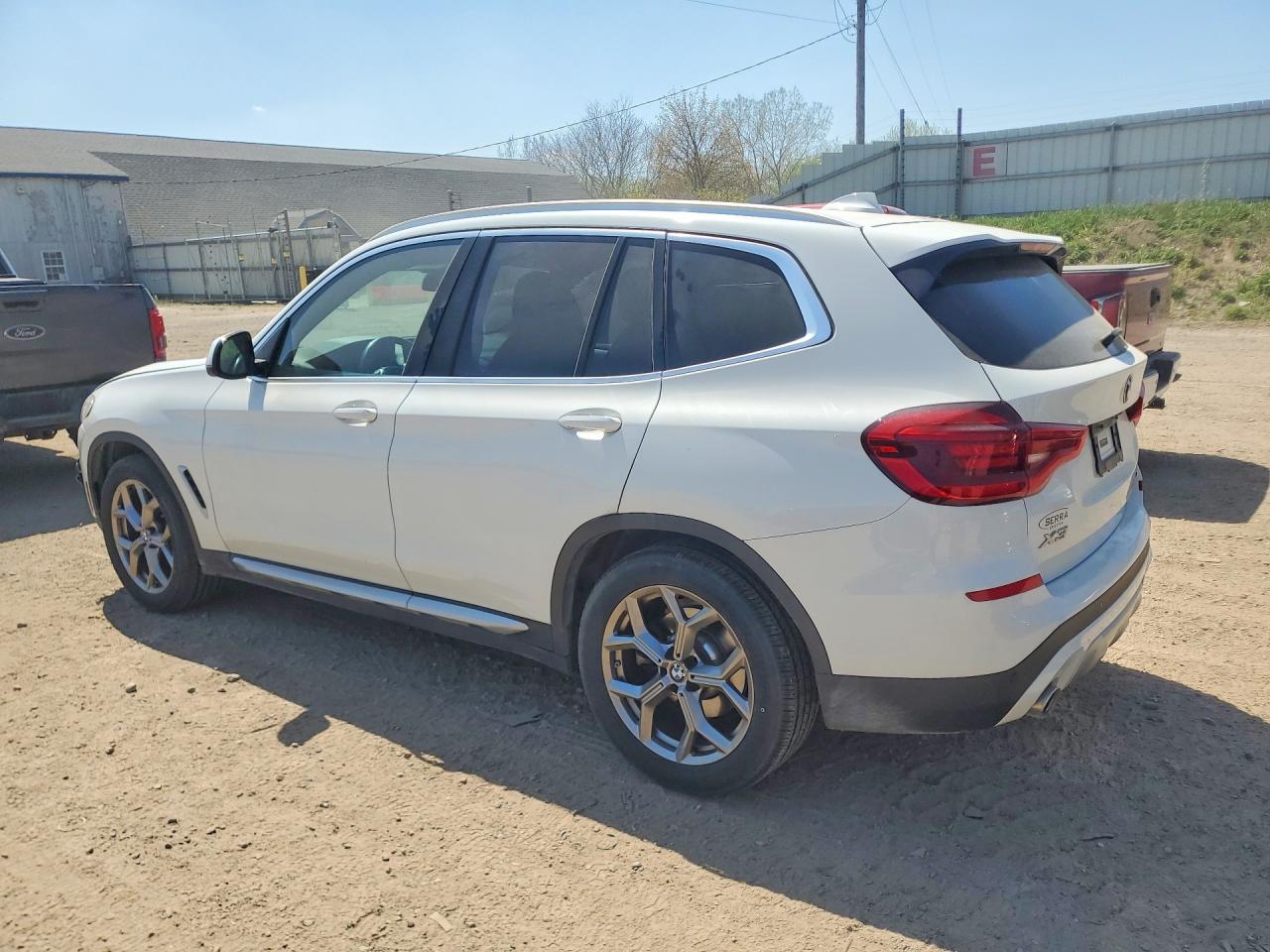 2021 BMW X3 VIN 5UXTY5C07M9G01245 photo 2