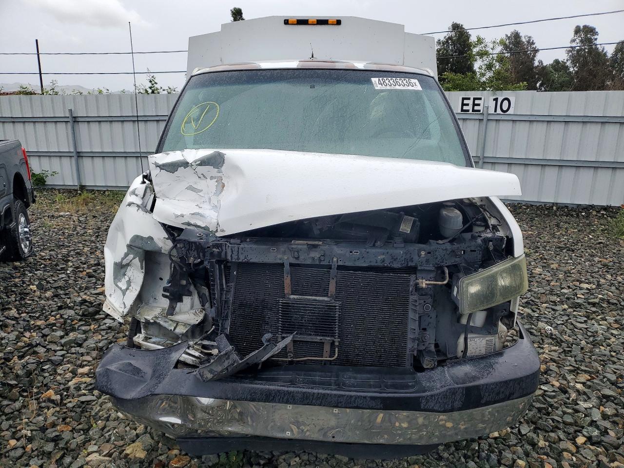 2004 CHEV Express VIN 1GBHG31U241212274 photo 5