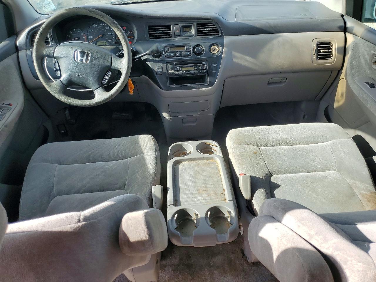 2003 Honda Odyssey VIN 5FNRL18613B136253 photo 8