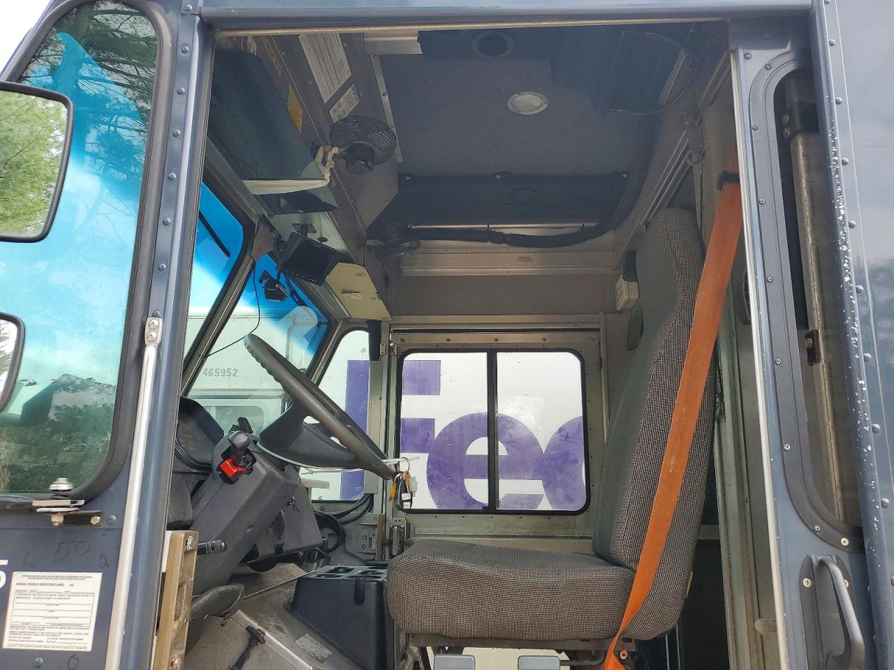 2021 FREIGHTLINER All other VIN 4UZAC2GA2MCMM9251 photo 7
