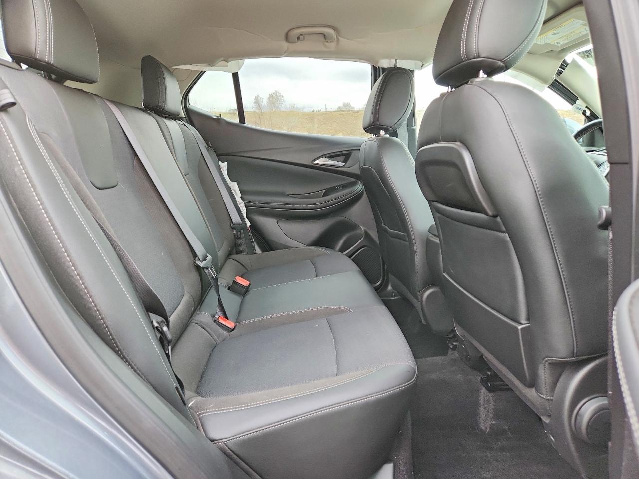 2021 Buick Encore VIN KL4MMCSL0MB105897 photo 11