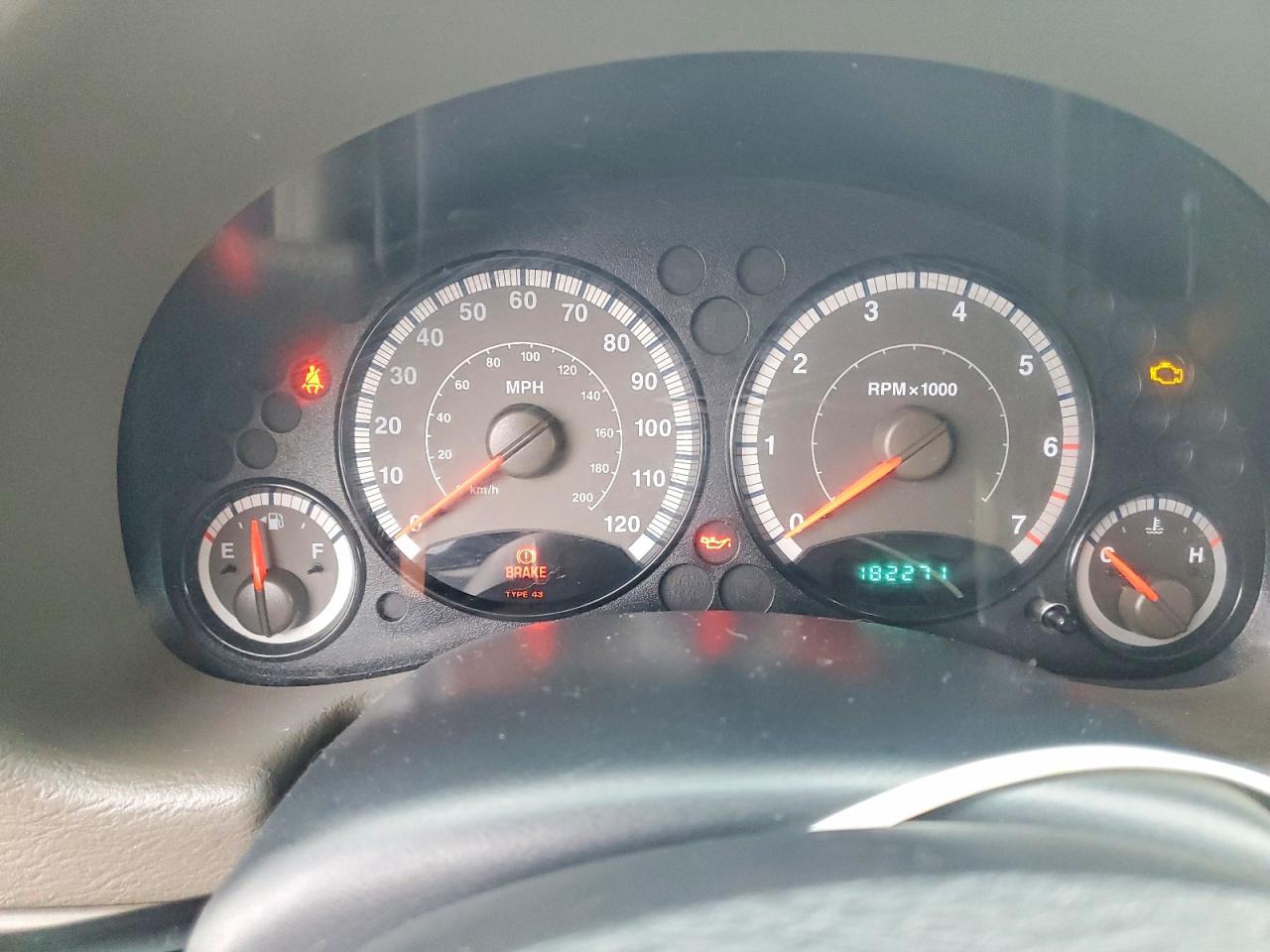 2005 Jeep Liberty VIN 1J4GL48K25W522811 photo 9