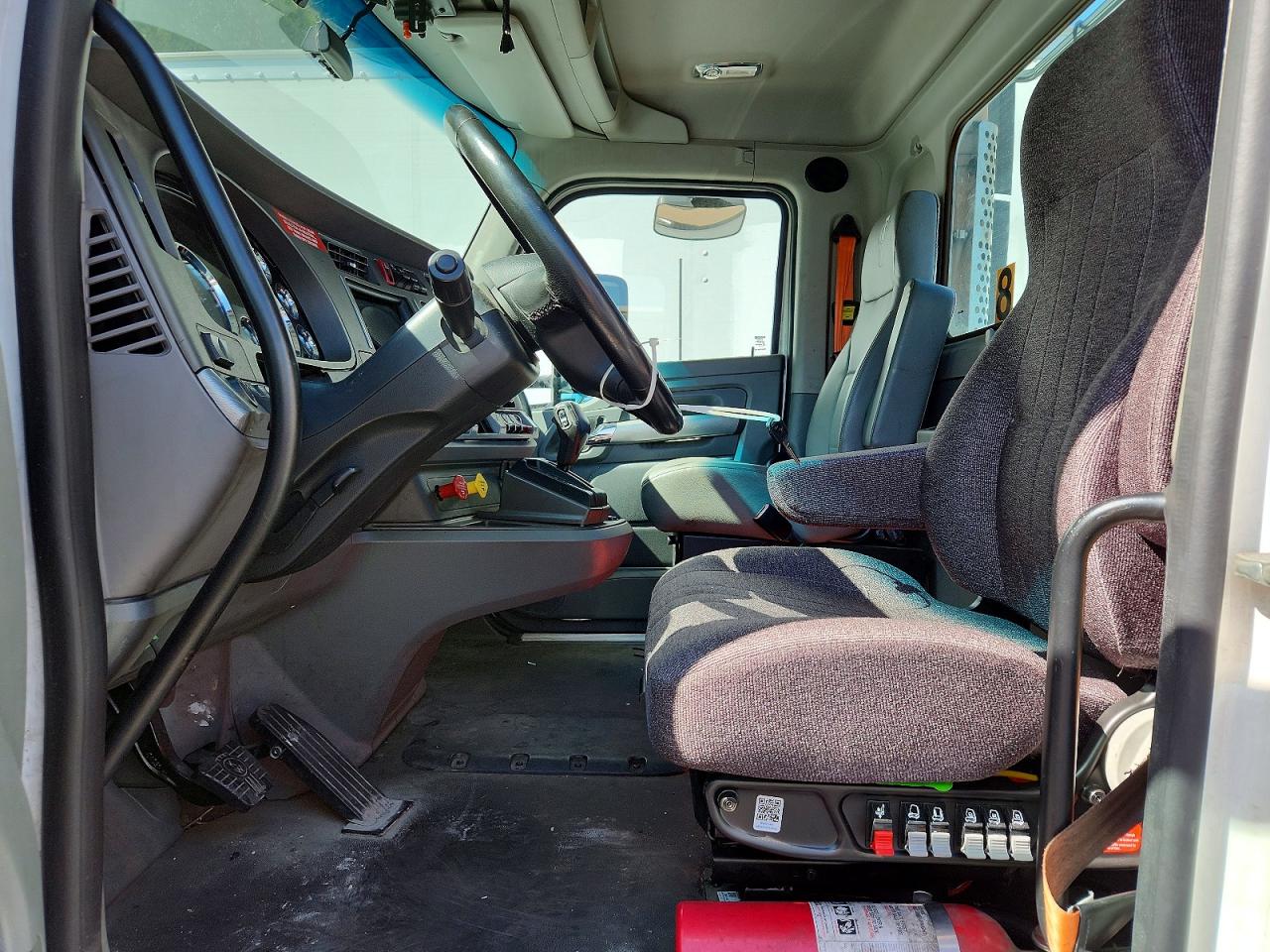 2017 KENWORTH All other VIN 1XKYA48X6HJ160323 photo 5