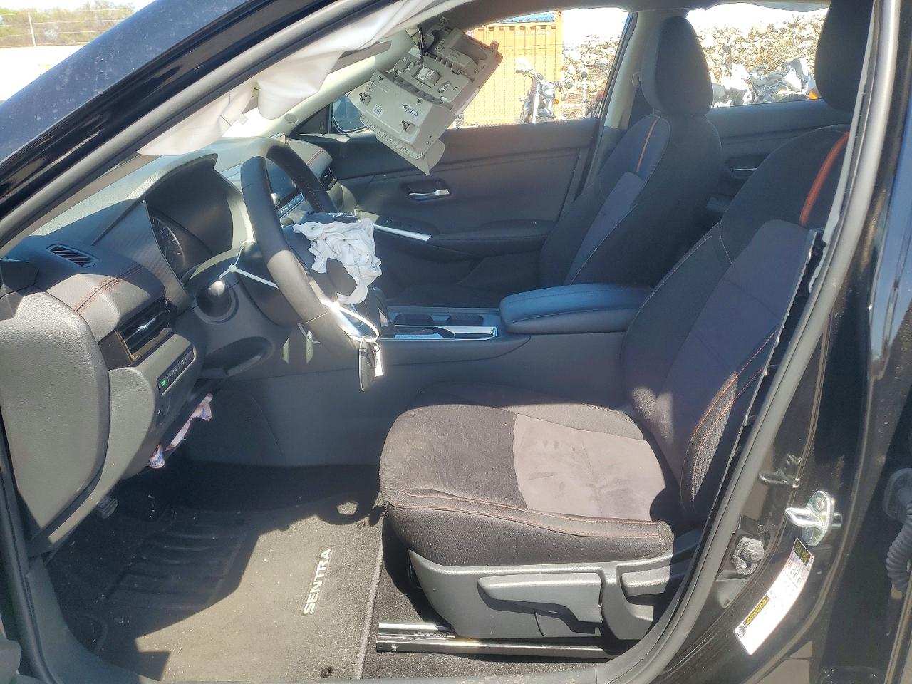 2025 Nissan Sentra VIN 3N1AB8DV4SY327421 photo 7