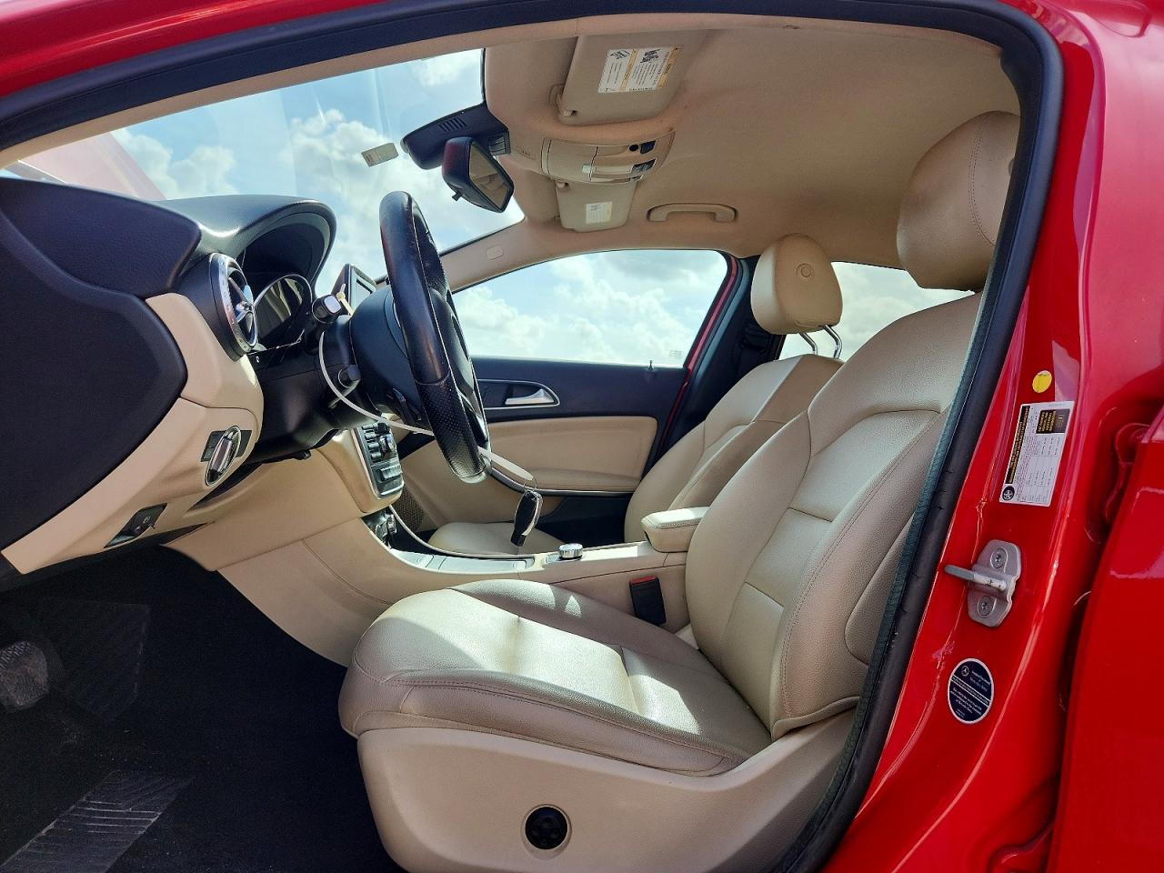 2015 Mercedes Gla-class VIN WDCTG4EB4FJ167078 photo 7