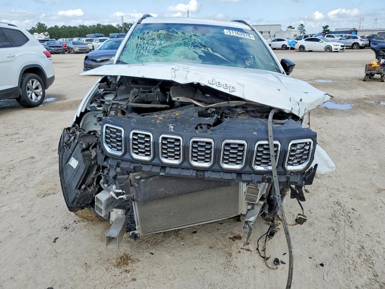 2024 Jeep Compass VIN 3C4NJDBN5RT119438 photo 5