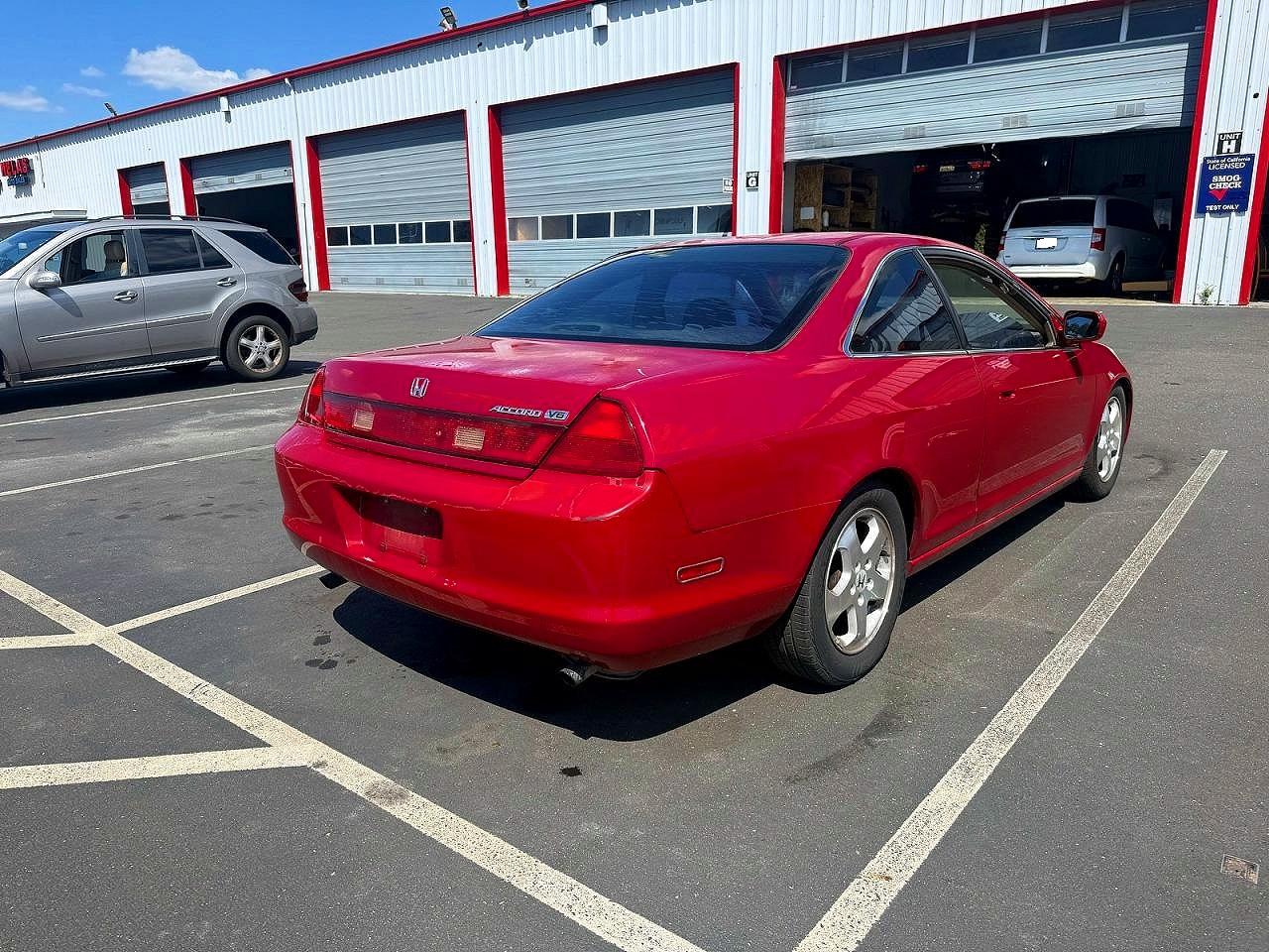 1999 Honda Accord VIN 1HGCG2251XA010541 photo 4