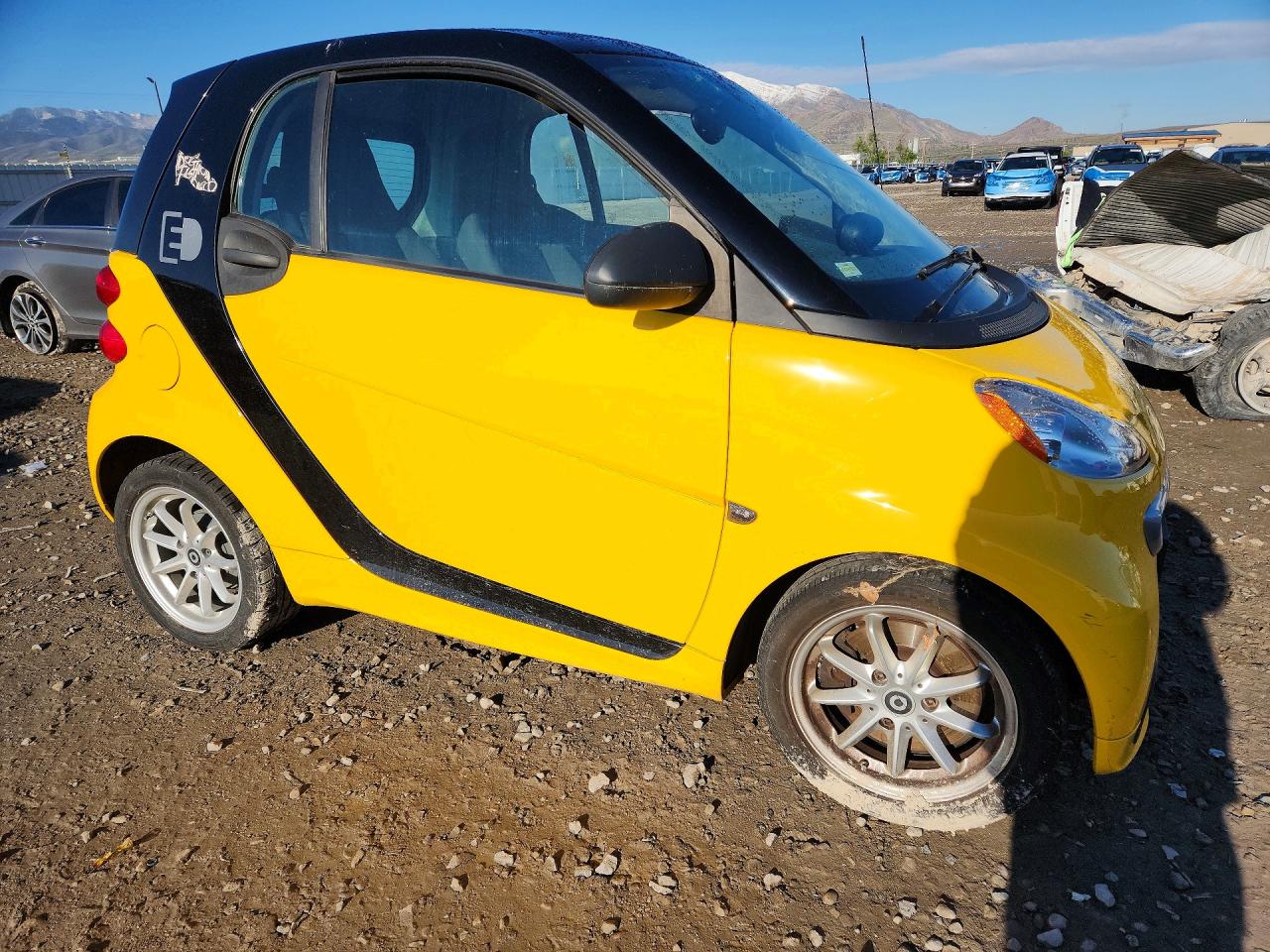 2016 SMART Fortwo VIN WMEEJ9AA8GK841997 photo 4