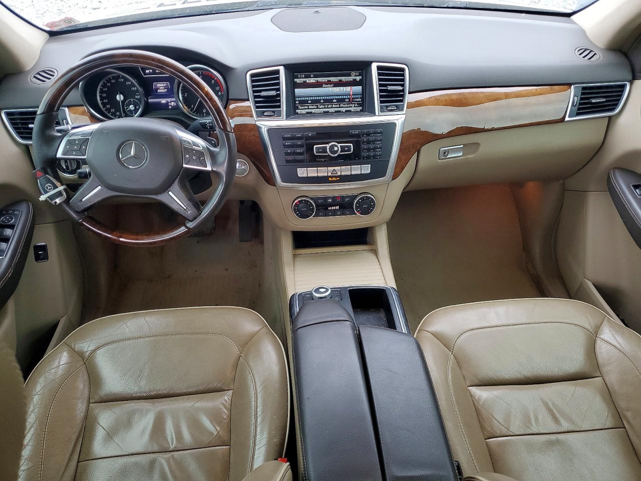 2013 Mercedes-Benz M-class VIN 4JGDA2EB4DA200430 photo 8