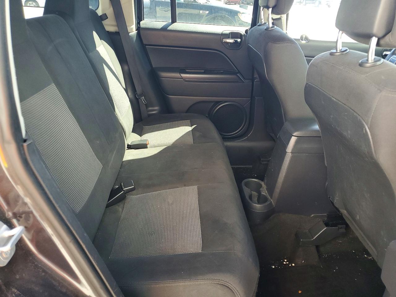 2015 Jeep Patriot VIN 1C4NJPBA0FD343085 photo 11