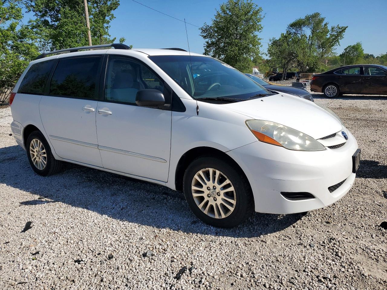 2007 TOYT Sienna VIN 5TDBK23C87S008410 photo 4