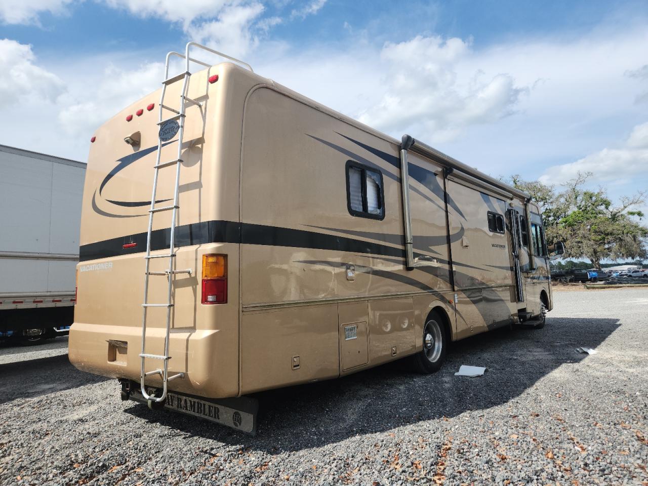 2004 WORKHORSE All other VIN 5B4MPA7G443389838 photo 4