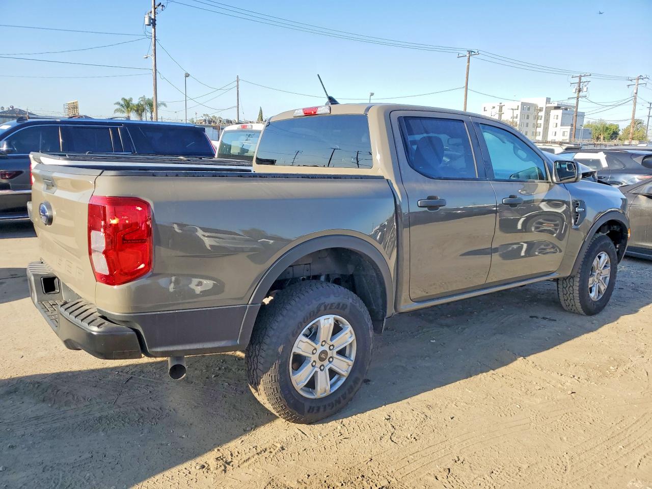 2025 Ford Ranger VIN 1FTER4BH9SLE63570 photo 3