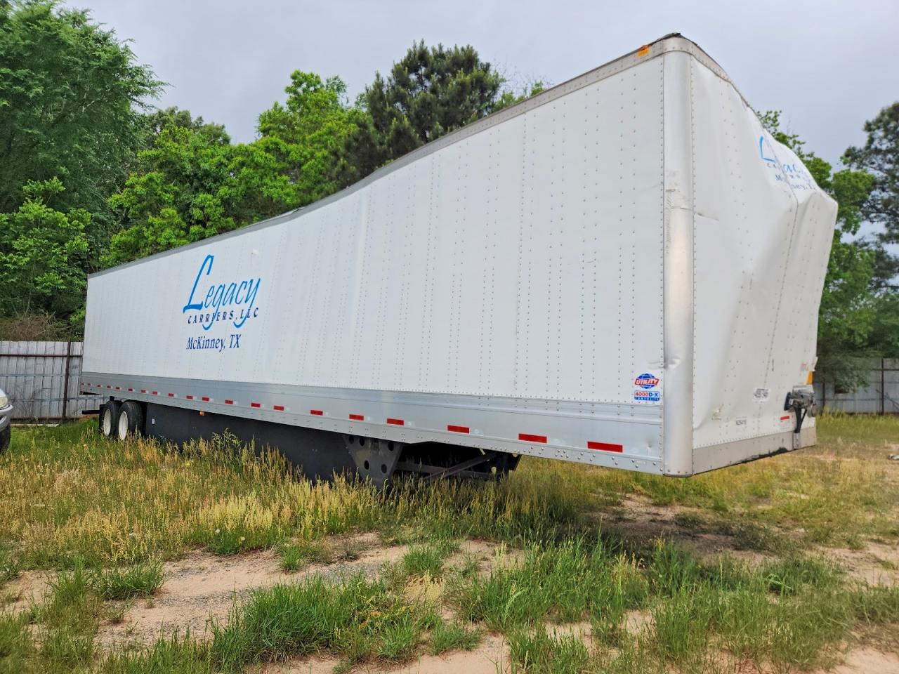 2023 UTILITY All models VIN 1UYVS2539P3872511 photo 1