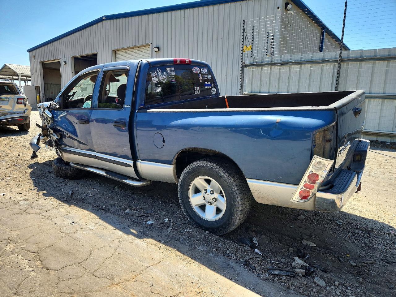 2002 Dodge Ram 1500 VIN 1D7HU18N62S568974 photo 2