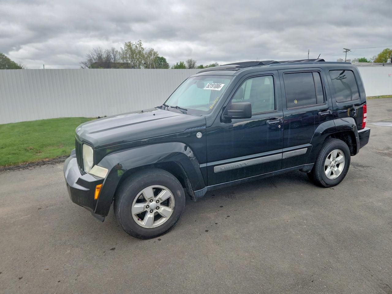 2012 Jeep Liberty VIN 1C4PJMAK7CW144097 photo 1