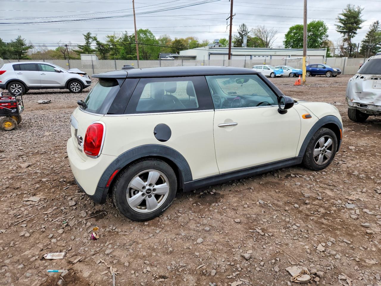 2015 MINI Cooper VIN WMWXM5C5XF3B34366 photo 3