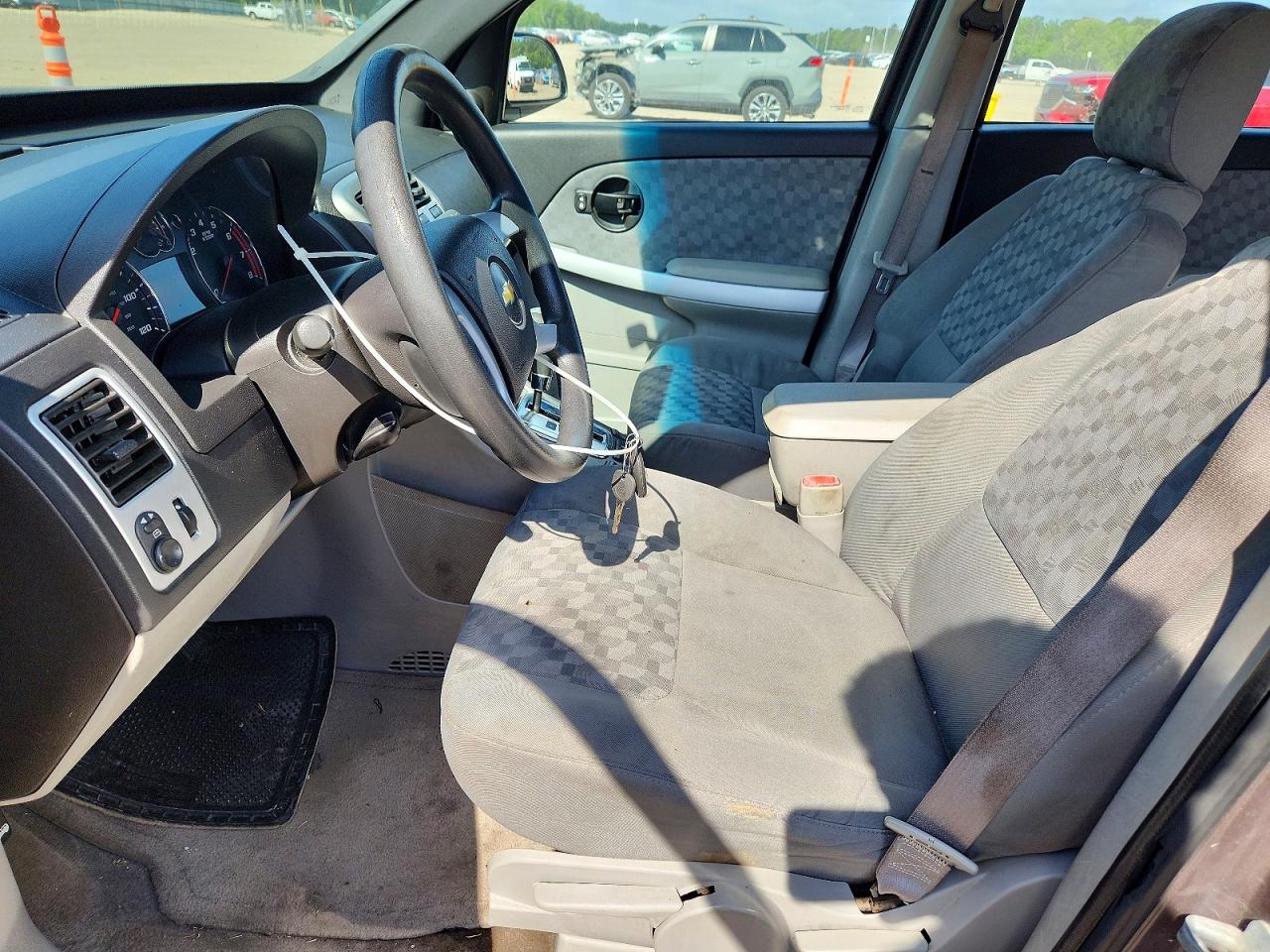 2008 Chevrolet Equinox VIN 2CNDL23F486071575 photo 7