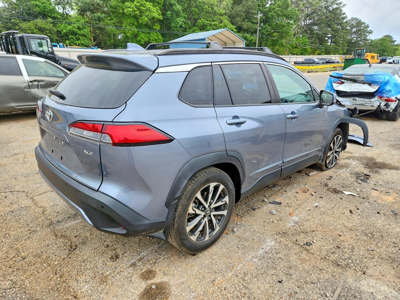 2022 Toyota All other VIN 7MUDAAAG4NV017295 photo 3