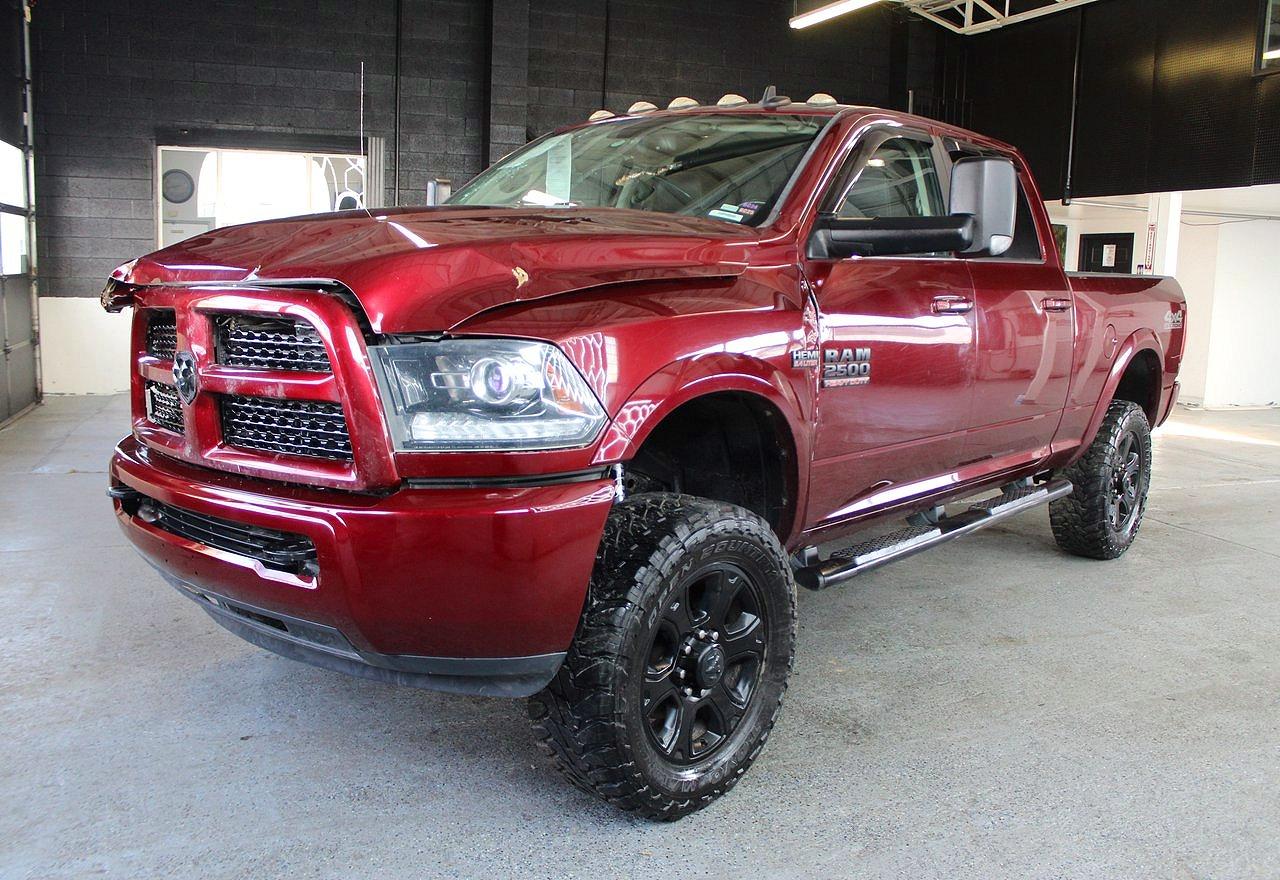 2017 RAM 2500 VIN 3C6UR5FJ3HG759714 photo 2