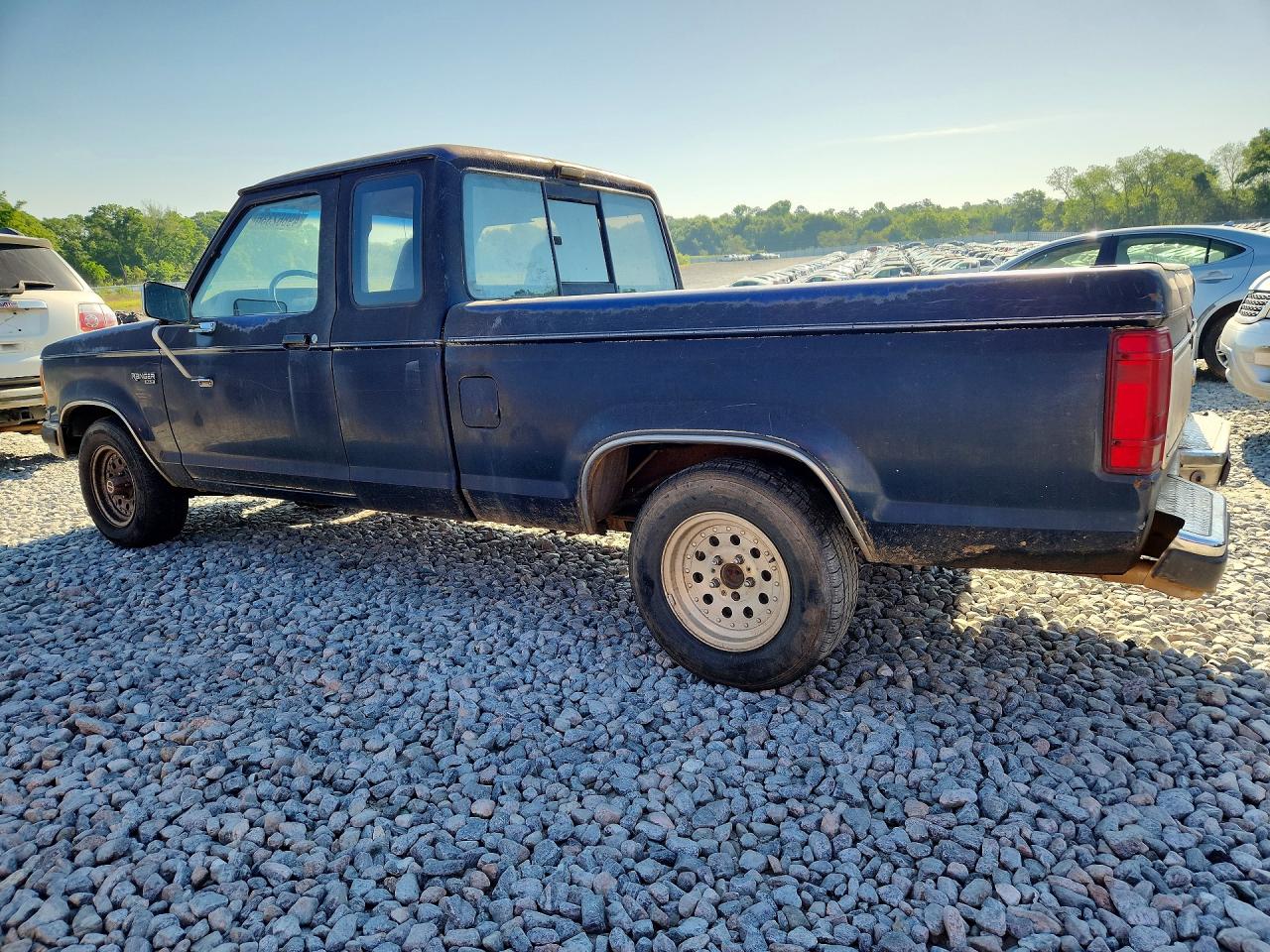 1990 Ford Ranger VIN 1FTCR14T8LPA10431 photo 2