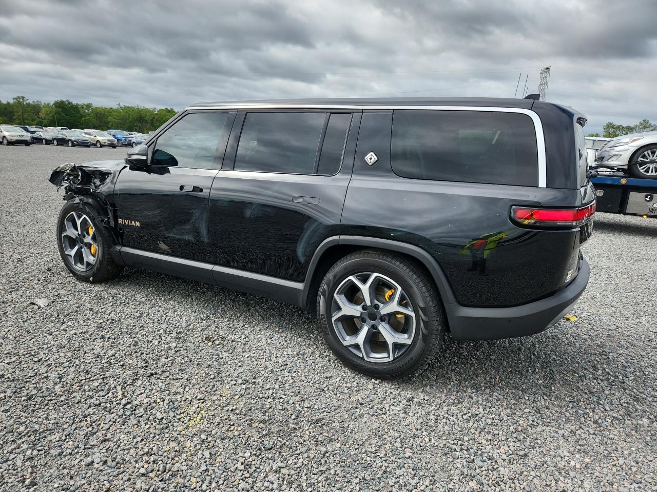 2023 RIVIAN Ris VIN 7PDSGABAXPN010167 photo 2