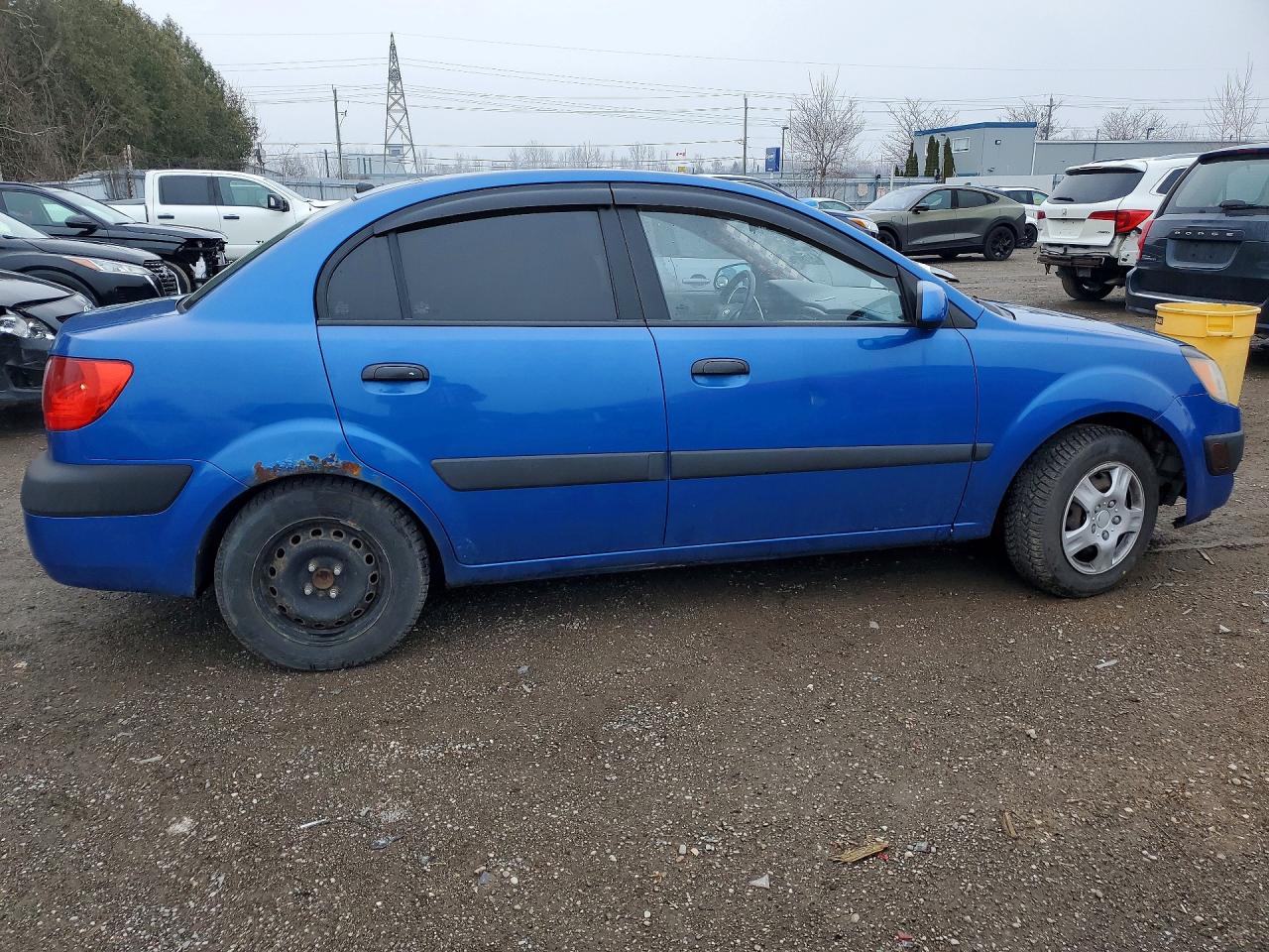 2008 Kia Rio VIN KNADE123786432168 photo 3