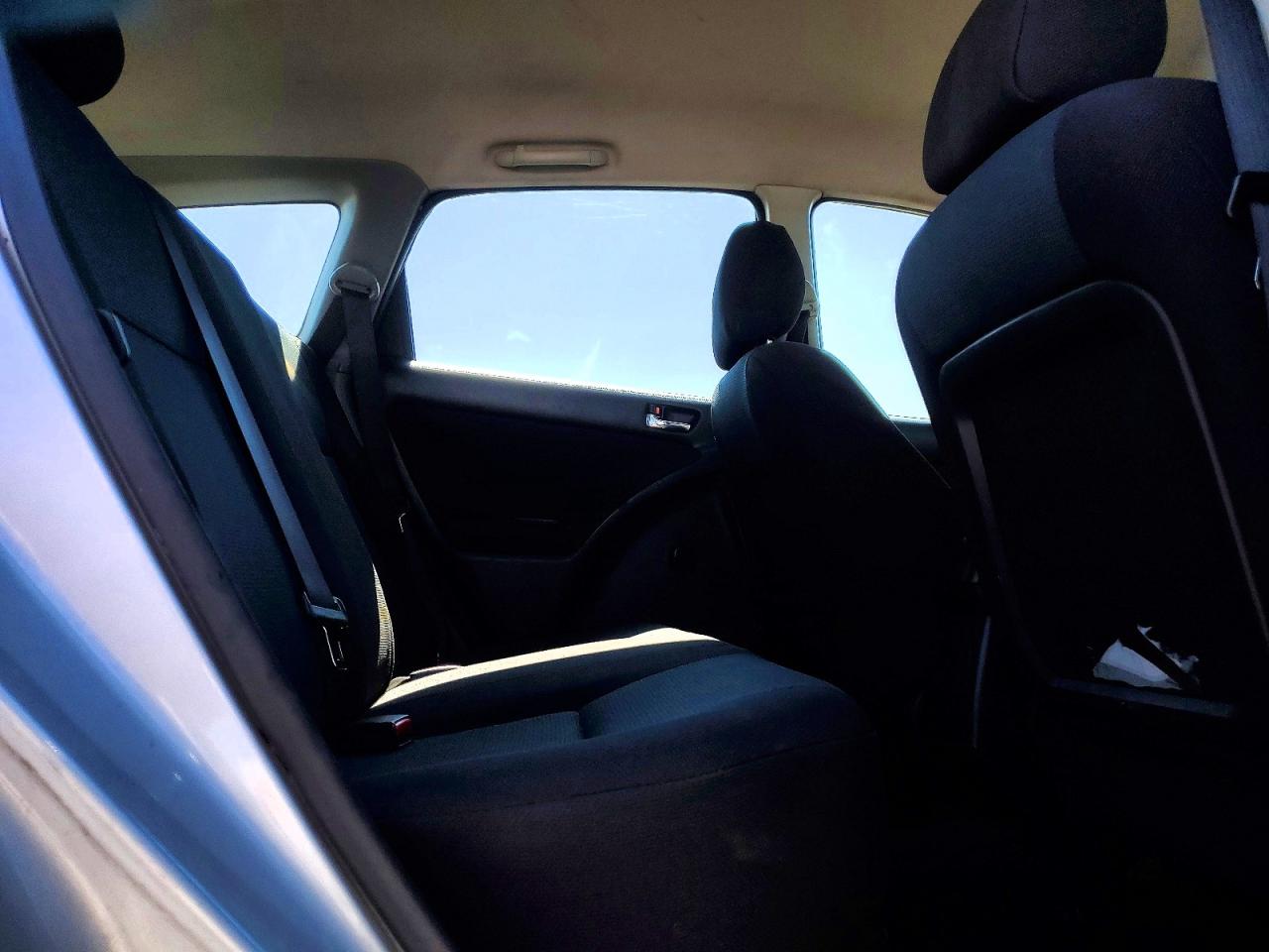 2007 Toyota Matrix VIN 2T1KR32E47C653391 photo 10