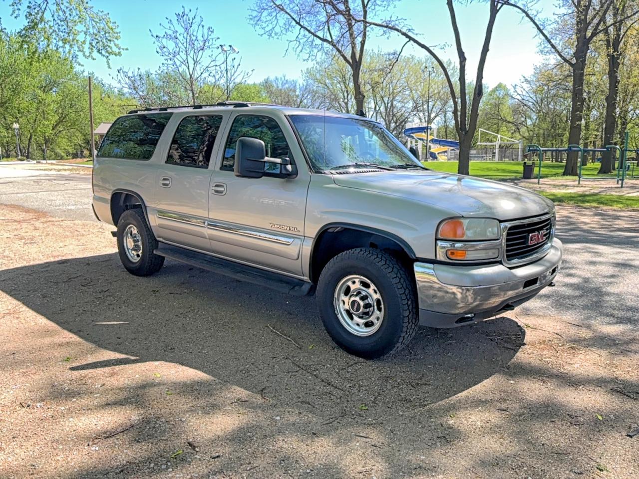 2006 GMC Yukon VIN 3GKGK26G46G134821 photo 1